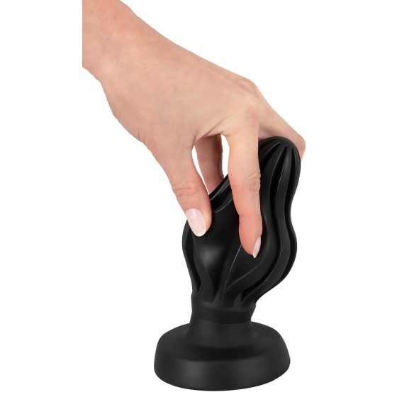 ANOS - vroubkovaný měkký anální kolík - 7 cm (černý)