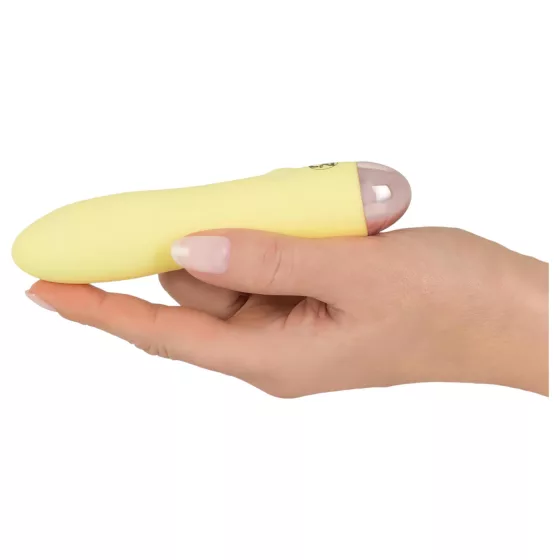 Cuties Mini Yellow - akumulátorový silikonový vibrátor (žlutý)