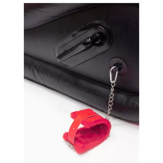 Desirel Magic Pillow - Nafukovací BDSM sexuální nábytek - s pouty (červený)