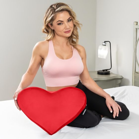 Liberator Heart Wedge - srdcový polštář pro intimní chvíle (červený)